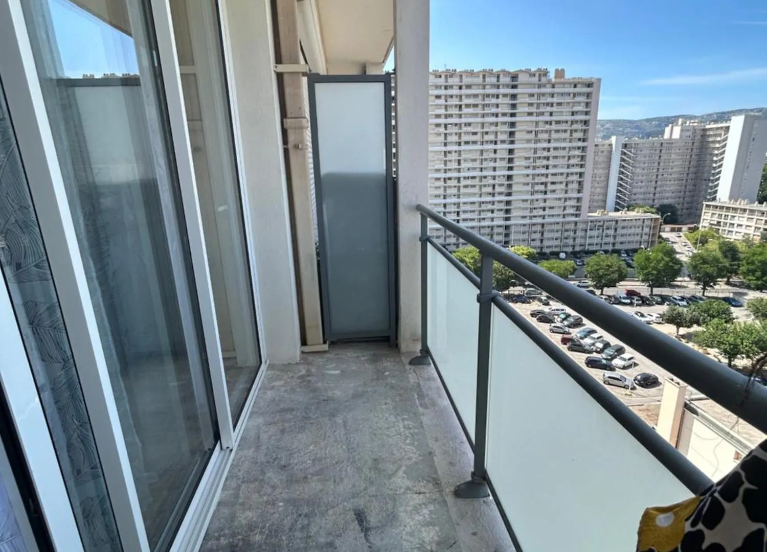 Plage, Stade Et Parking Prive Dans La Residence マルセイユ アパート
